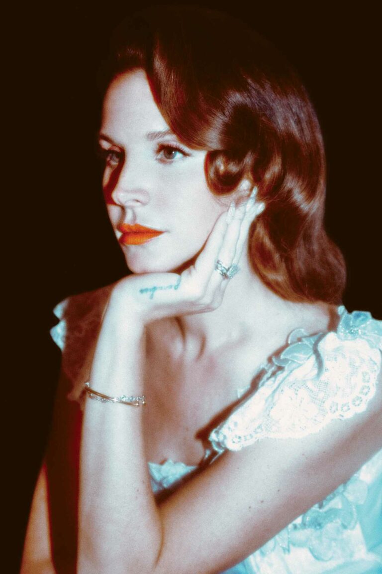Lana Del Rey – Bluebird